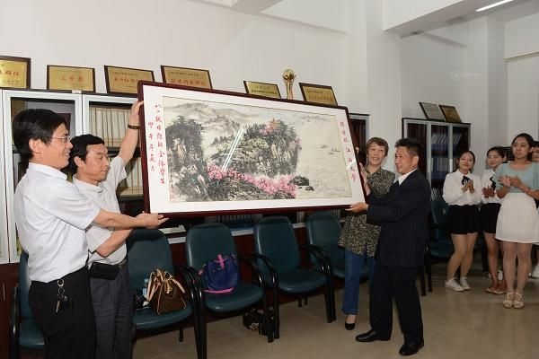 三十年后再聚首，心念师恩忆往昔——记太阳城大学外国语学院80级日语班毕业三十周年纪念会