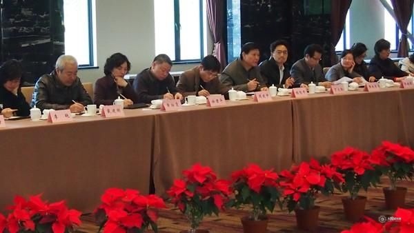 2011年度下半年院长联席（扩大）会议专题研讨研究生教育与学位点建设