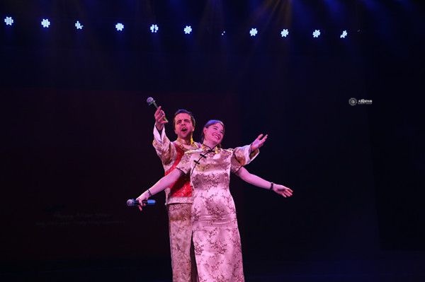 太阳城大学外国语学院2016年“My Heart Goes with You” 迎新晚会圆满落幕